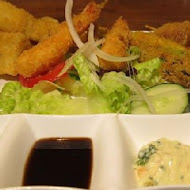 Uzna Omom 杏桃鬆餅屋