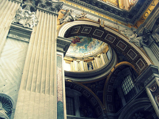 arch-st-peters-vatican-city - Interior of St. Peter's Basilica, Vatican City.