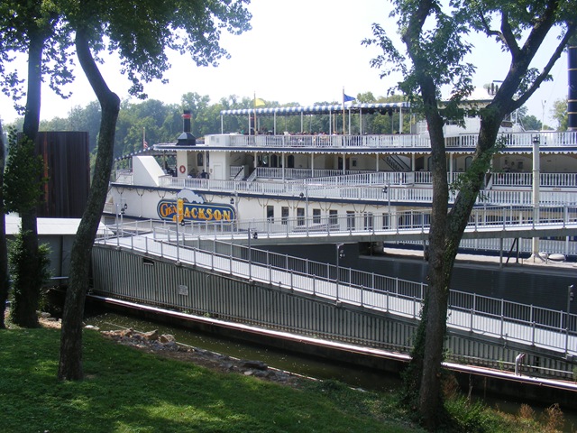 [trip with Pam 104[2].jpg]