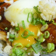 滿燒肉丼食堂(台中青海店)