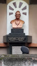 Yashwant Damodar Statue
