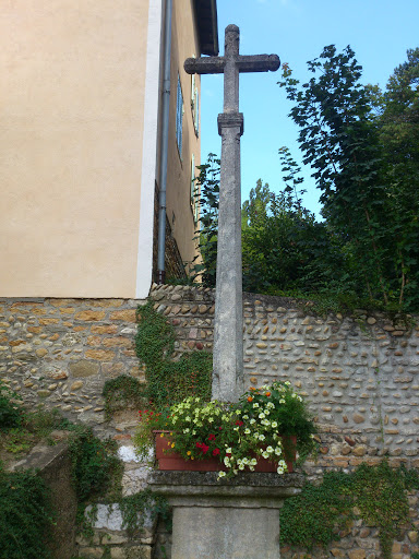Croix De Fleurieux