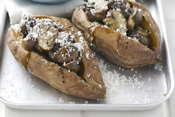 Sweet potatoes with mushrooms & rosemary