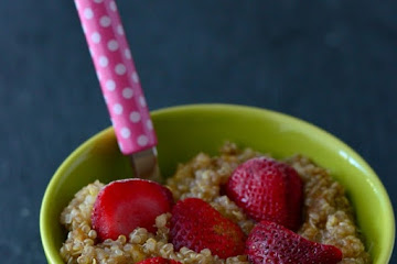 Oat Free Quinoa Oatmeal Breakfast