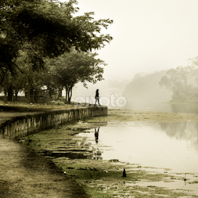 by Arijit Das - People Street & Candids