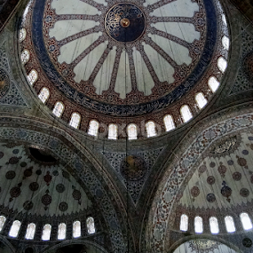 Mesquita  Azul,  Istambul. by Lígia Halmenschlager - Buildings & Architecture Architectural Detail