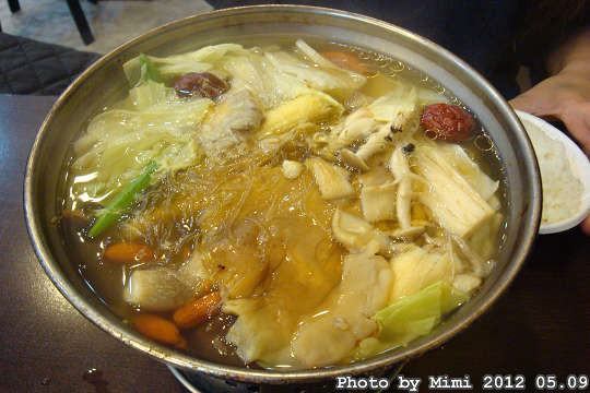 高雄 高應大周邊美食-大呼過癮臭臭鍋(大昌店) ♥