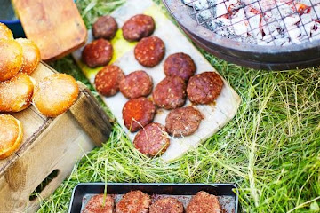 Moroccan-style lamb burgers
