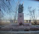Памятник Защитникам Родины.