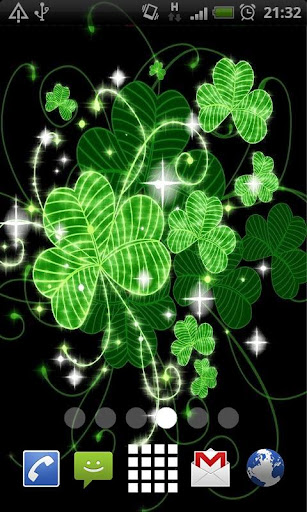 Lucky Clovers Live Wallpaper