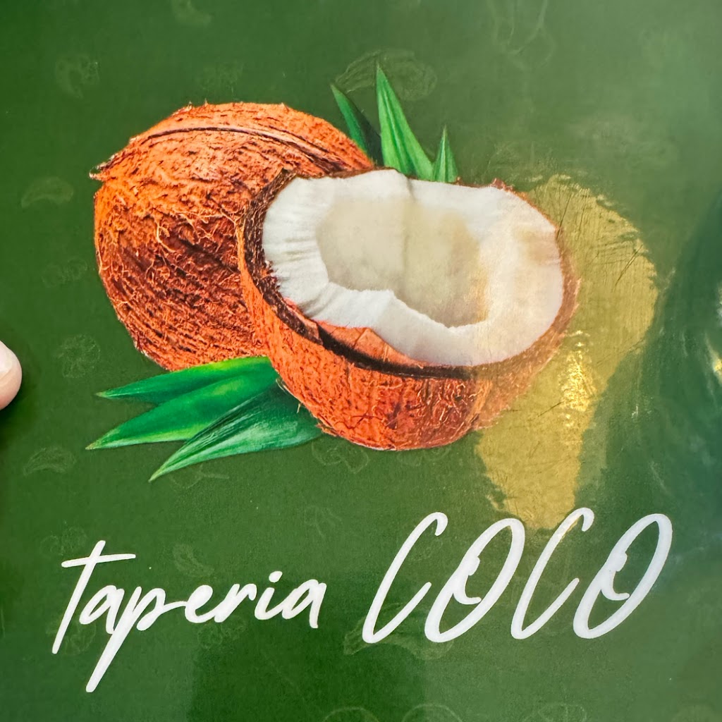 Taperia — Cocos nucifera