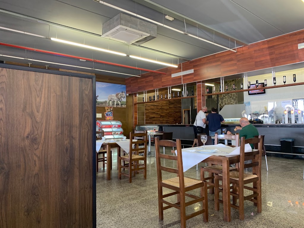 Estacion de Servicio Repsol — Interior