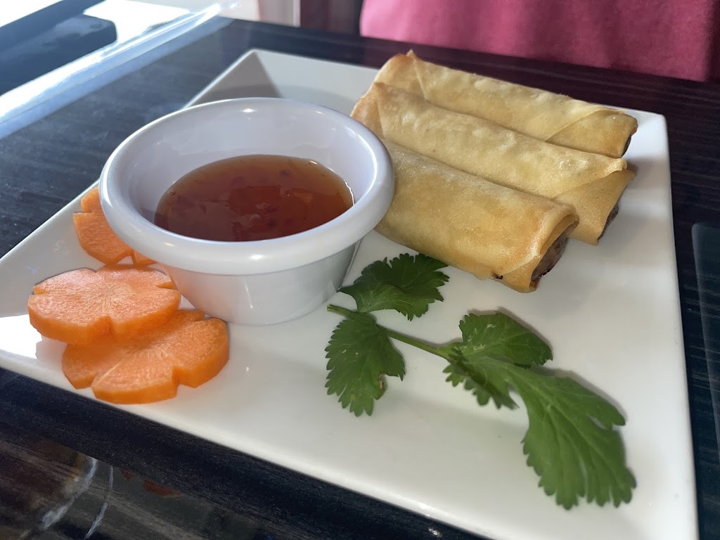 Lucky Elephant Cafe