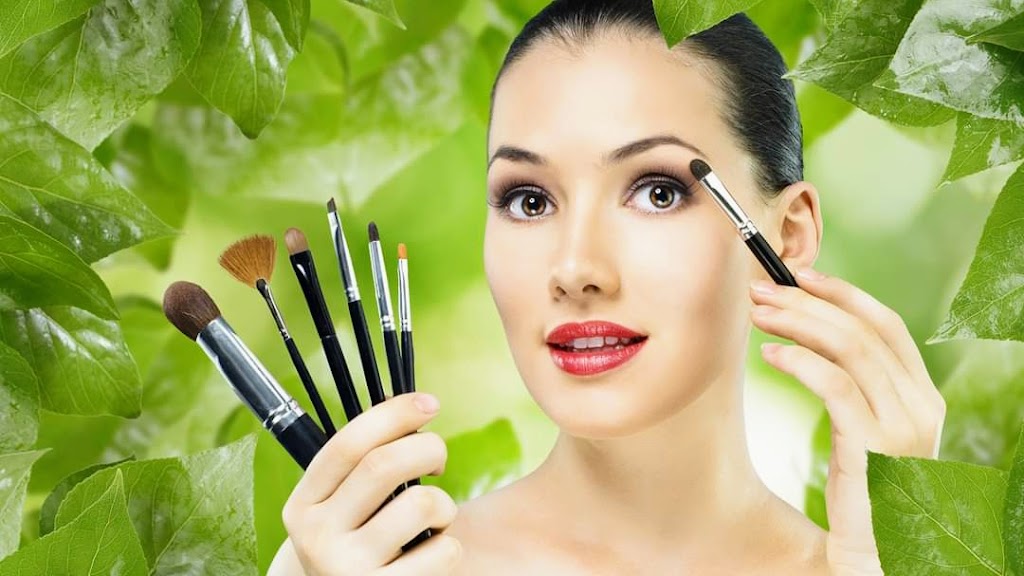 Women S Beauty World The Complete Makeover