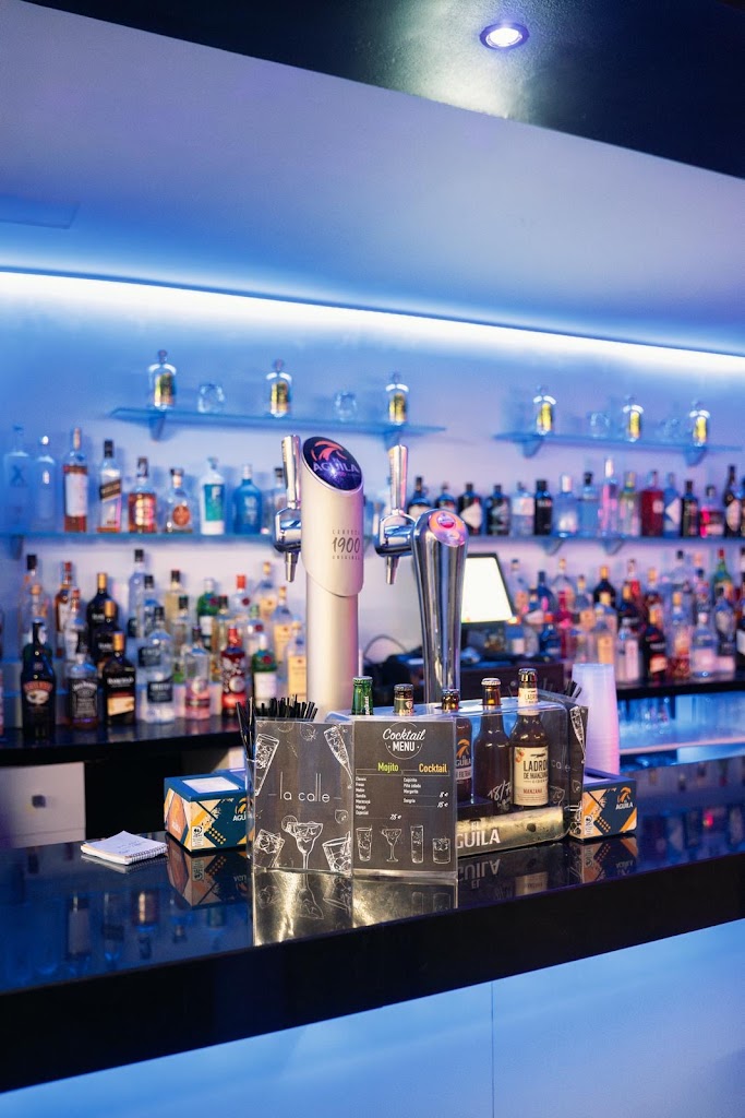 Bar la calle — Ambiente