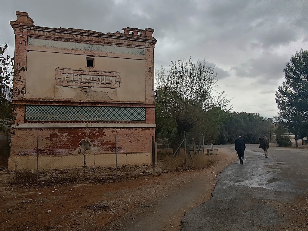 Antiguo apeadero la Puebla de Mula