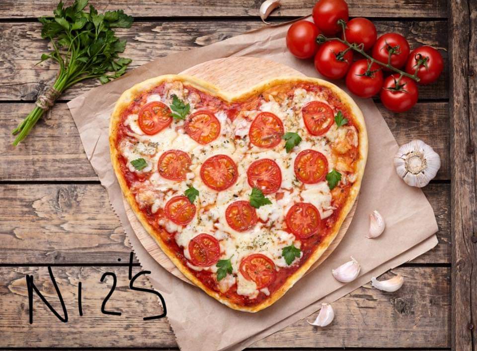 Restaurante pizzeria Ni2's — Pizza