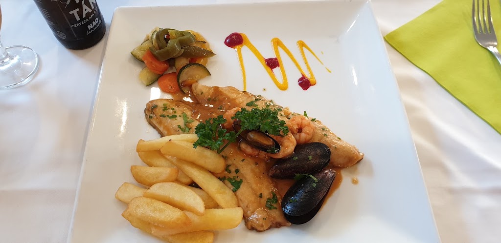 Antica Trattoria Di Verona — Comida y bebida