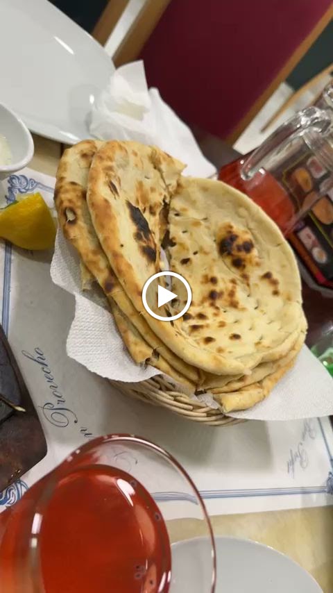 Restaurante Amir — Comida y bebida