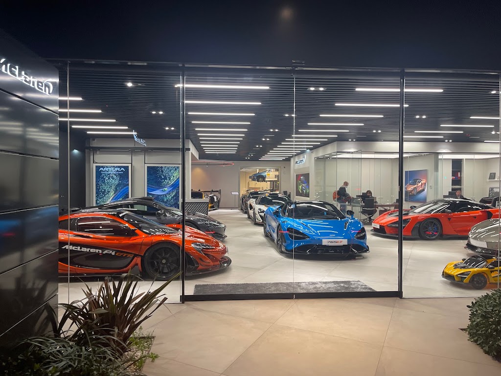 McLaren Barcelona — Interior