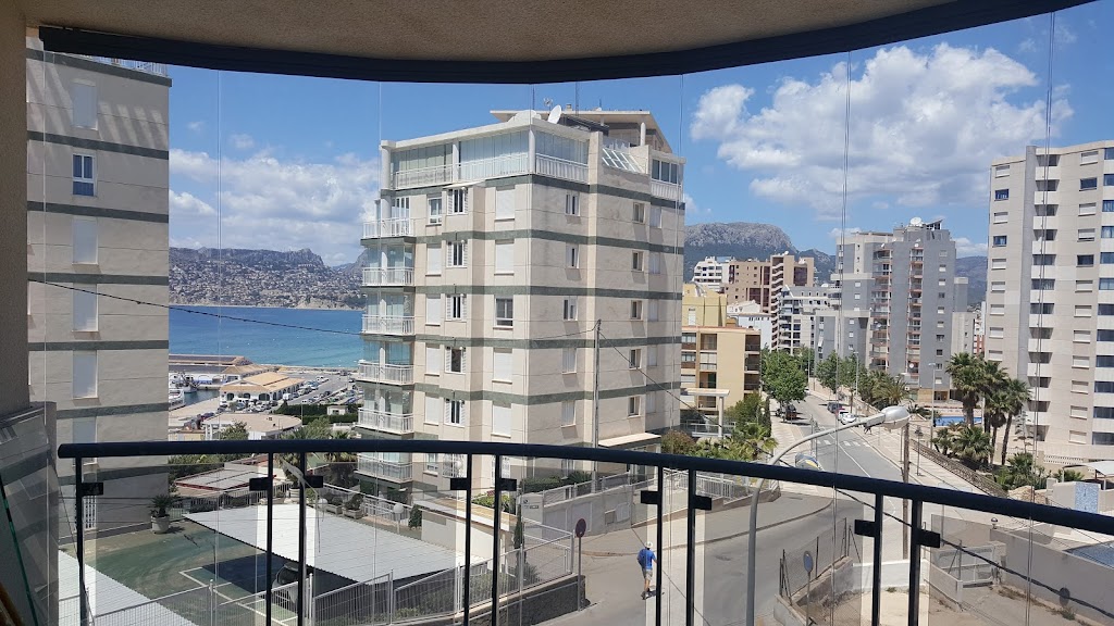 Aluminios Calpe | Carpinteria Metalica