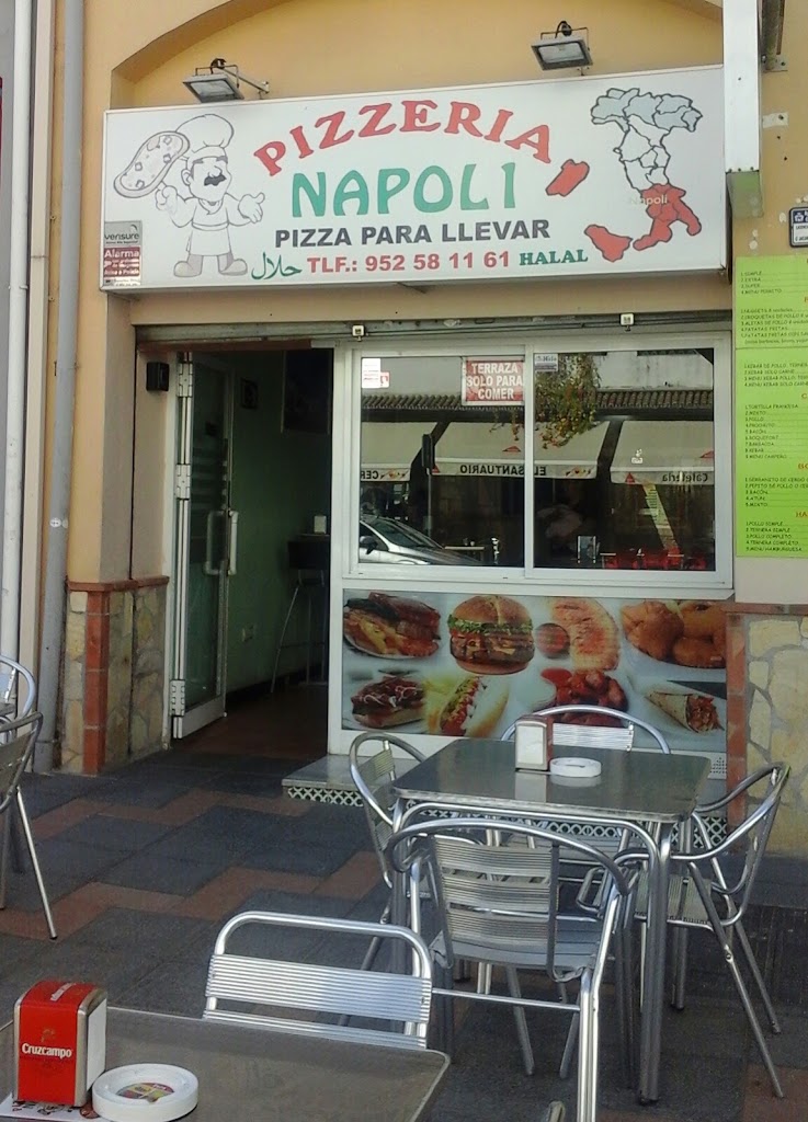 Pizzeria Napoli — Pizza