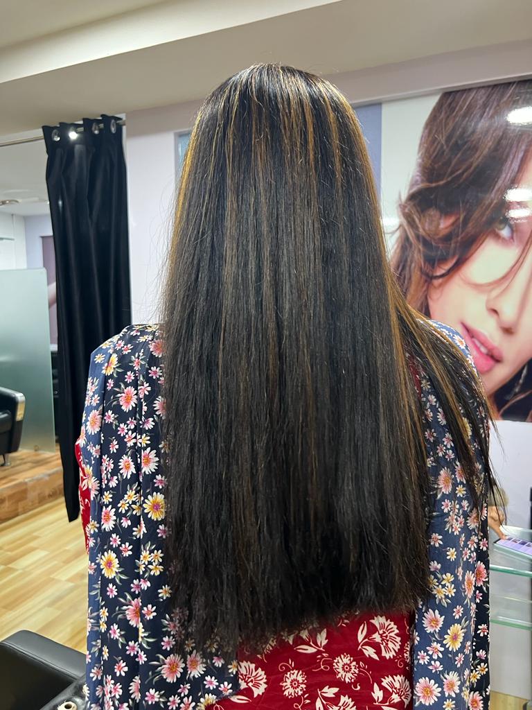 Le Posh Unisex Salon