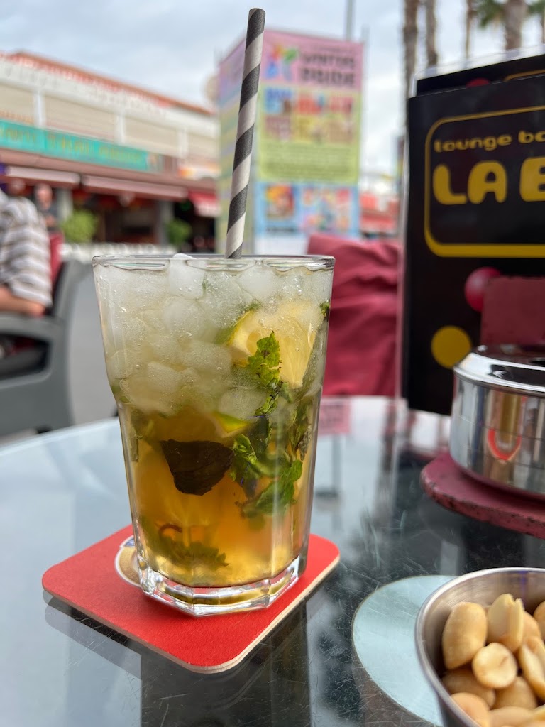 La Bulle — Comida y bebida