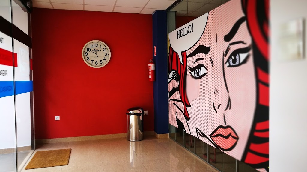 HELLO ENGLISH SCHOOL