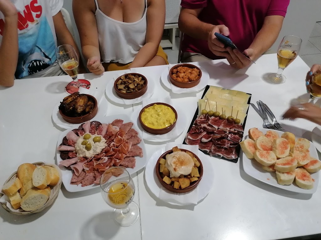 Bonnie and Clyde — Comida y bebida