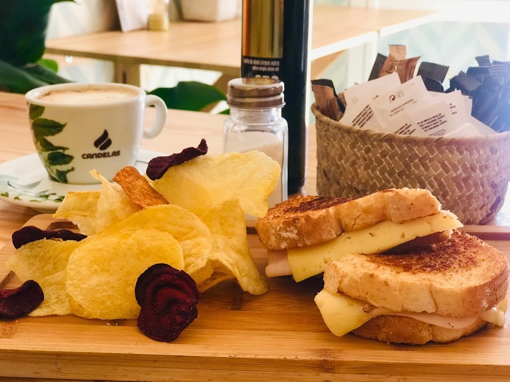 Restaurante LaVilla Franca — Comida y bebida
