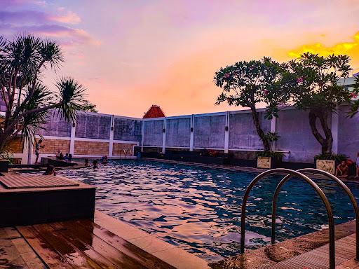 kolam utama lambao kudus