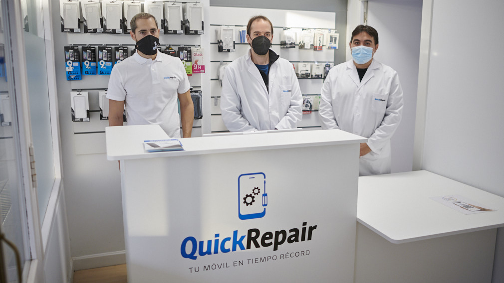 Reparacion Moviles Pamplona | QuickRepair — Del propietario