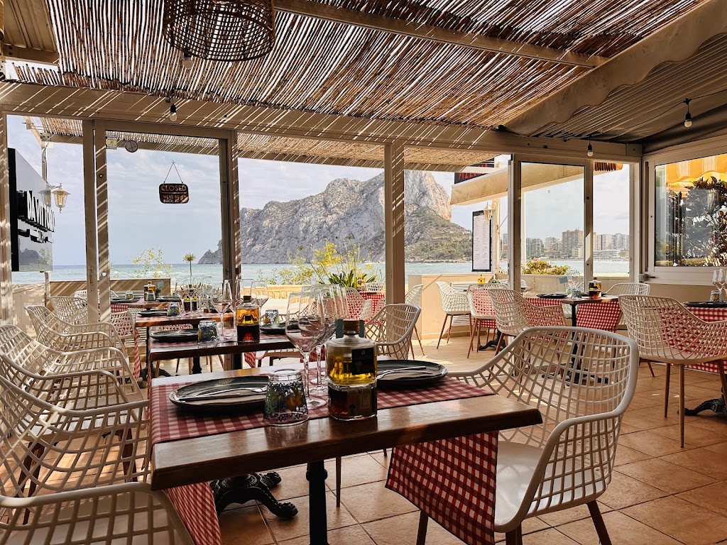 Davittorio Calpe — Ambiente
