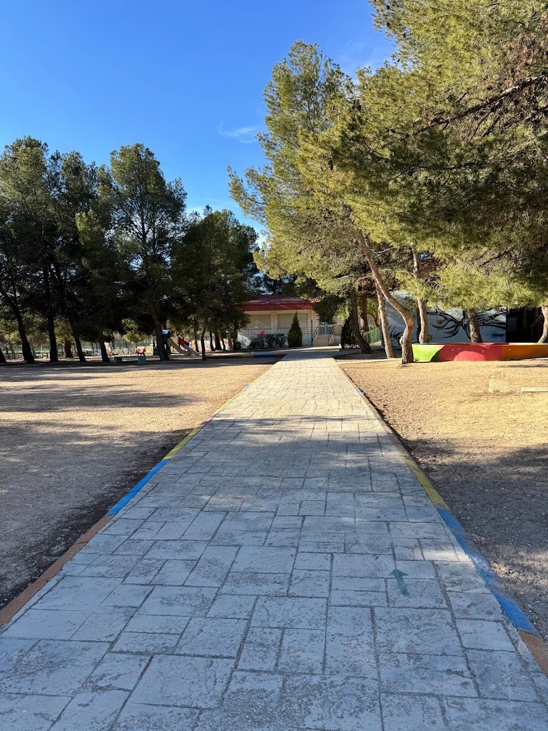 Colegio Publico Giner de los Rios — Del propietario