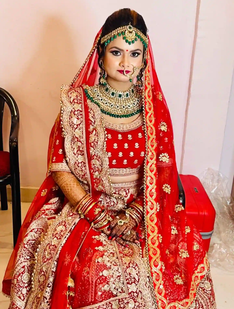 Aanya Beauty Parlour Makeover