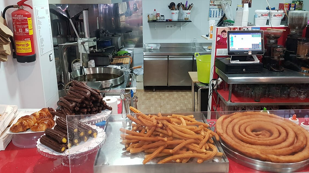 Churreria cafeteria Benicassim — Comida y bebida