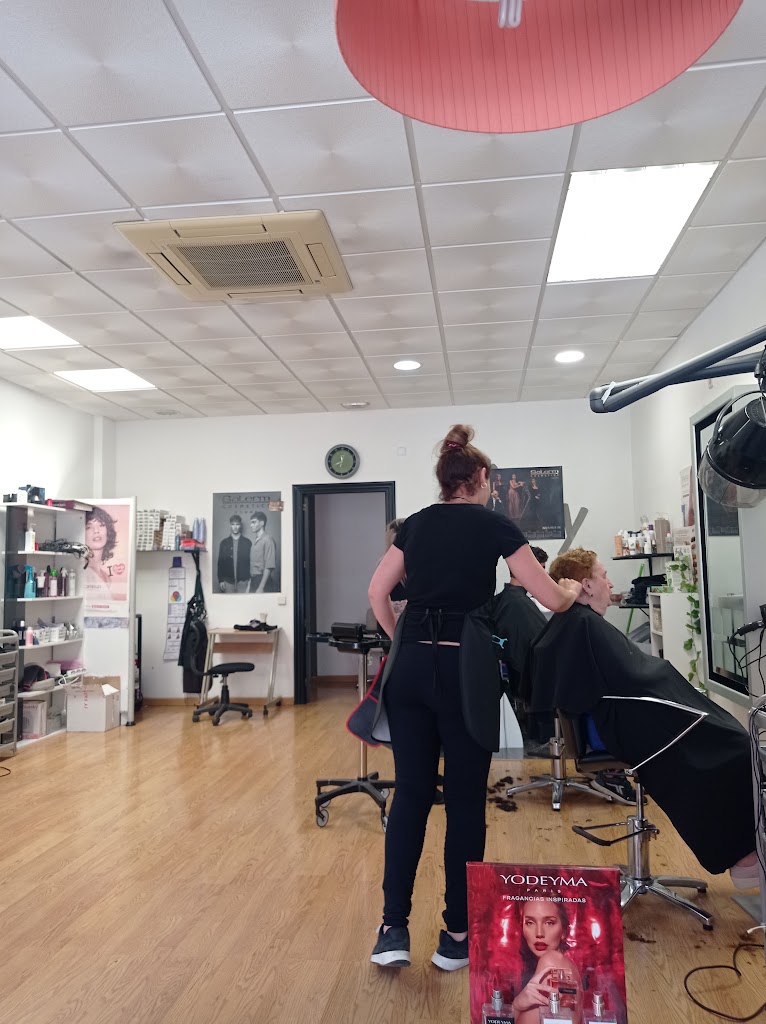 Peluqueria Y Estetica Fany — Interior