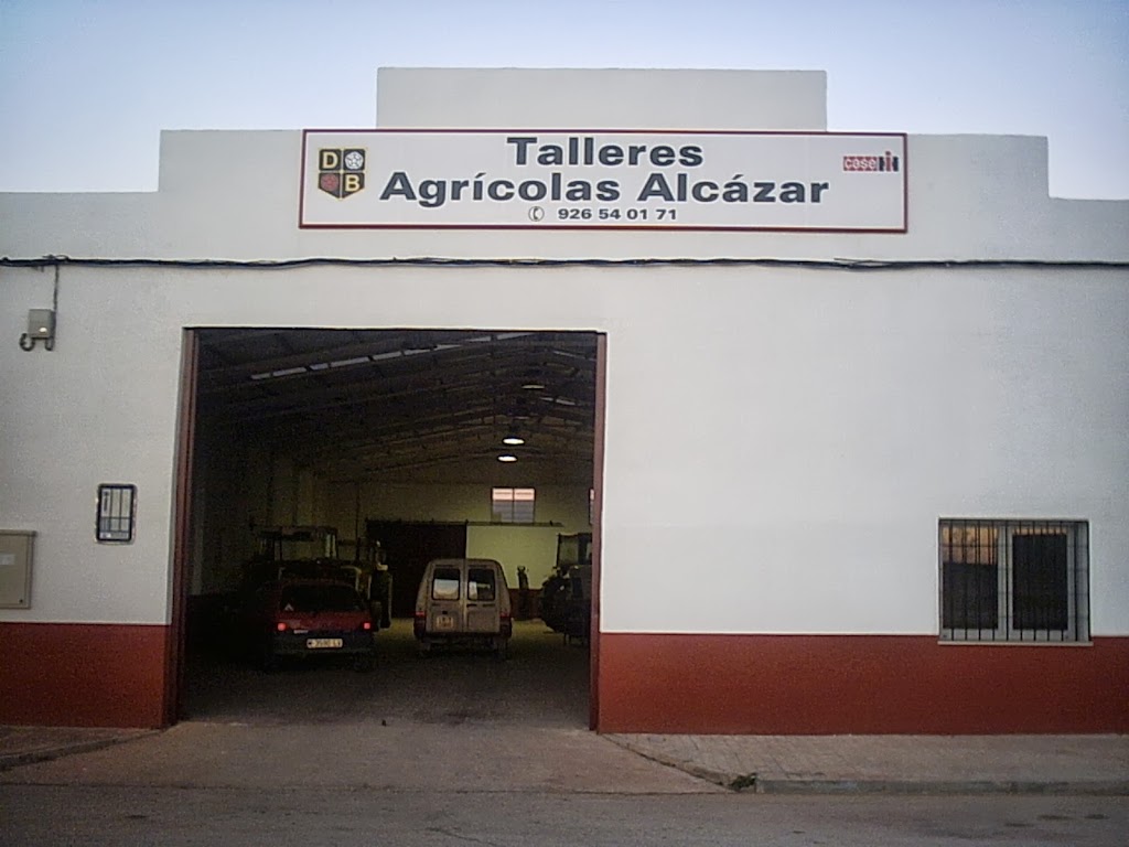 Talleres Agricolas Alcazar S L — Exterior