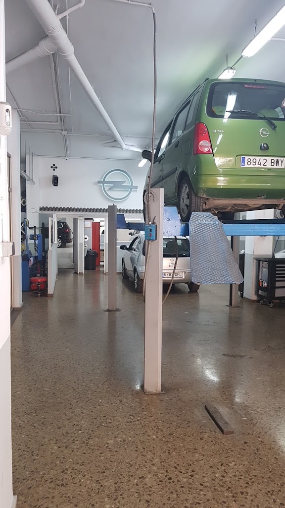 L'Horta - Opel en Paiporta — Hatchback