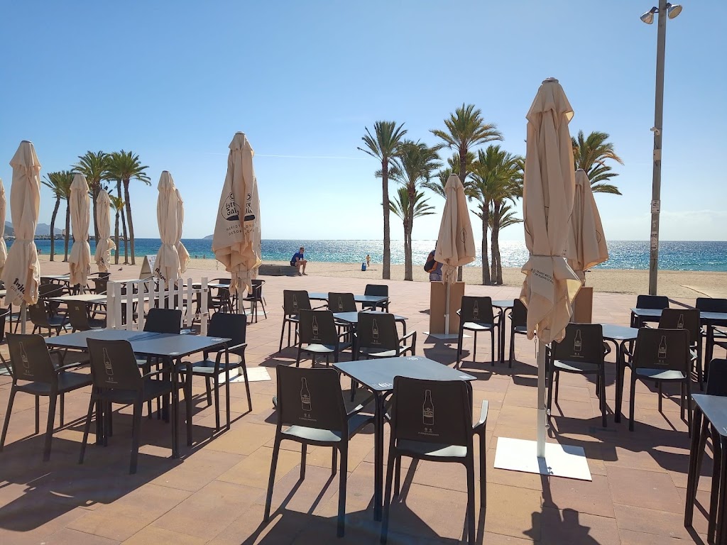 29 Vint-i-nou Lounge Bar — Ambiente