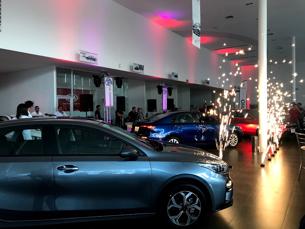 Kia Guadiana — Interior
