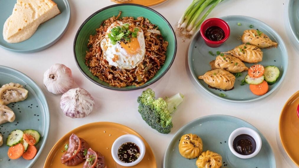 Momoland. — Comida y bebida