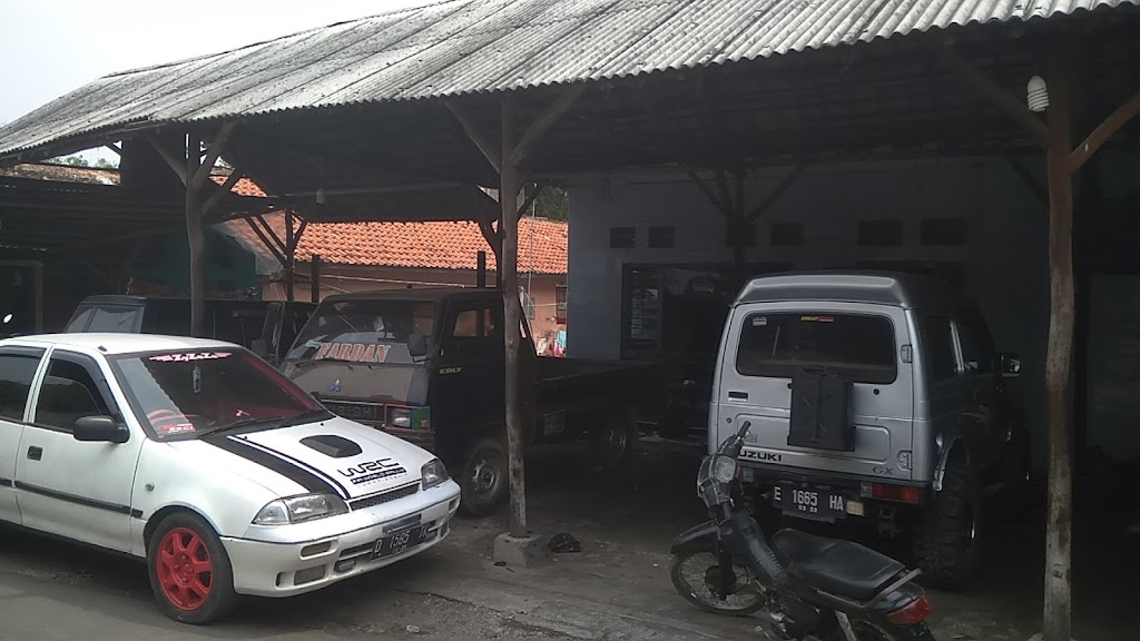 Bengkel amatir plumbon