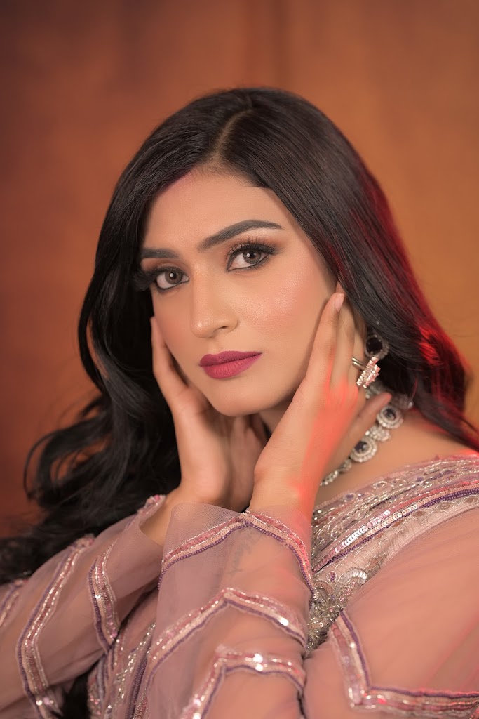 Sweet Beauty Parlour Best Make Up Artist