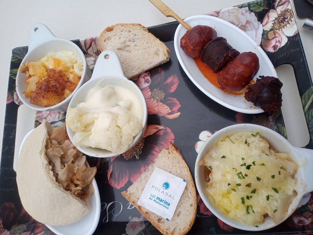 Hazy Days — Comida y bebida