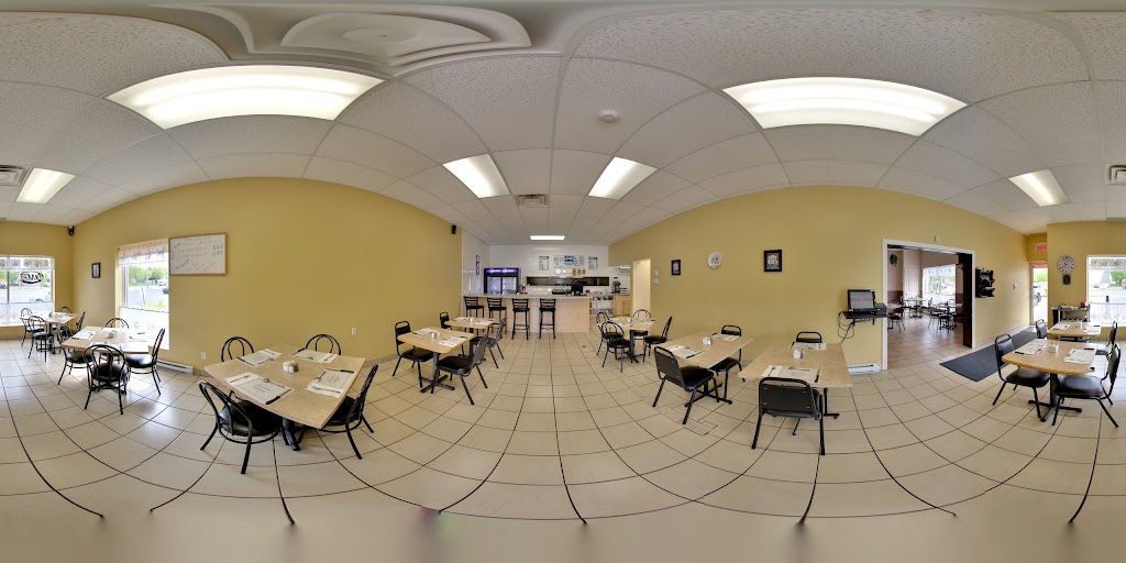 Resto Du Quartier in Drummondville