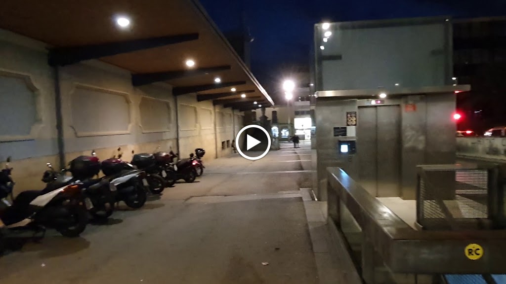 Aparcabicis al Mercat Central — Estacionamiento