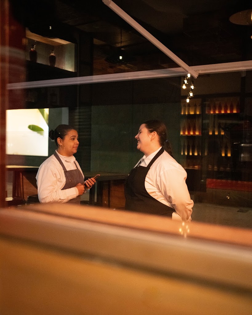 El Rincon de Juan - The Wine Bar | Restaurante La Linea de la Concepcion — Ambiente