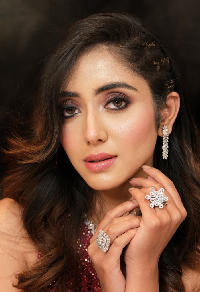 Get Gorgeous Makeover Studio Best Makeup Artist Udaipur